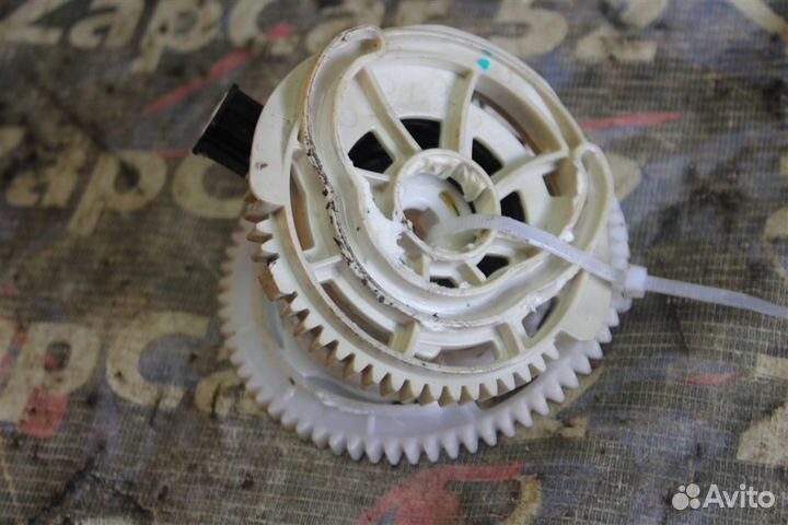 Моторчик заслонки печки Шевролет Авео Т300