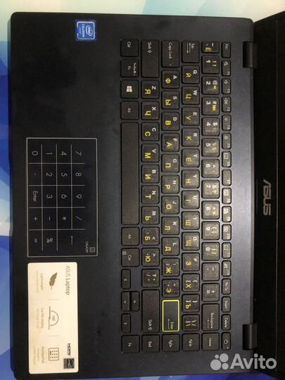 Ноутбук Asus