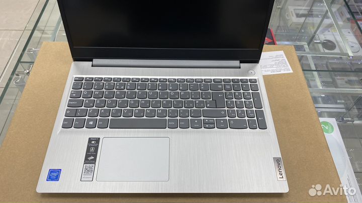 Ноутбук Lenovo IdeaPad 3 15IGL05 (81WQ007KUE) grey