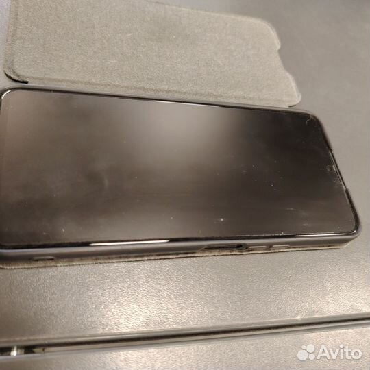 Мобильные телефоны бу honor8х