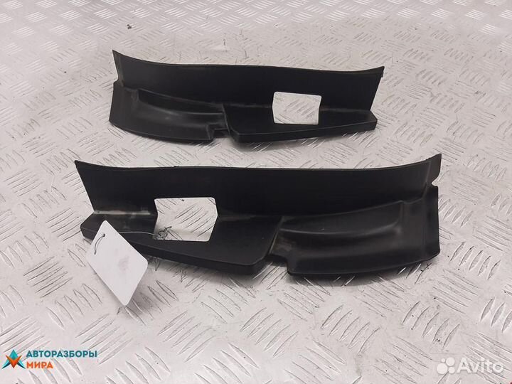 Накладка декоративная Infiniti FX (S50) 2005