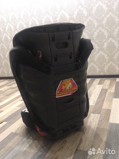 Детское кресло