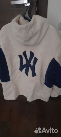 Куртка бомбер