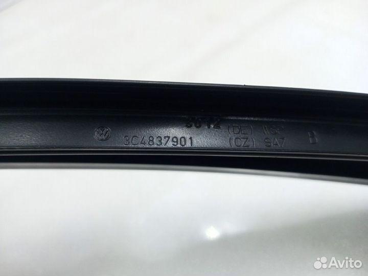 Накладка двери volkswagen passat B7 Передняя левая