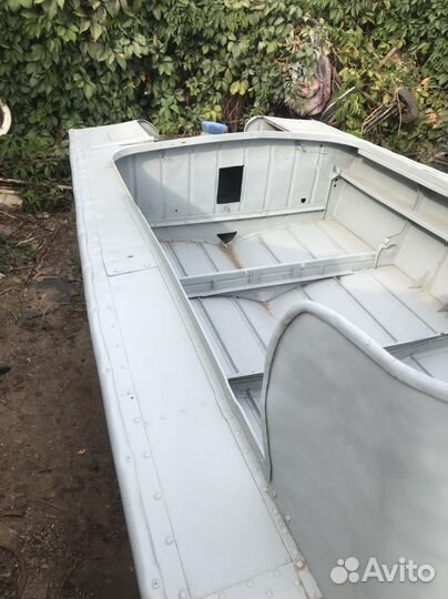 Моторная лодка