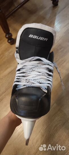 Хоккейные коньки bauer 40 размер