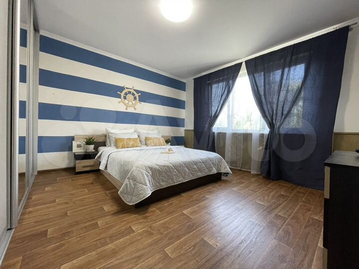 2-к. квартира, 65 м², 4/9 эт.