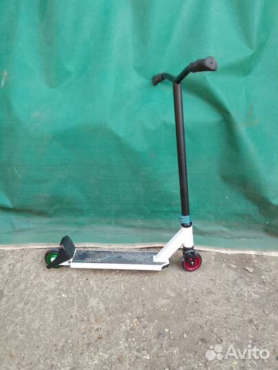 Трюковой самокат