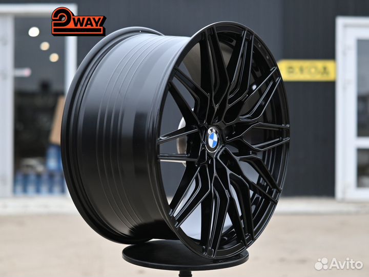 R19 BMW M-Стиль 9.5J ET35 5*112 Черный (D002)