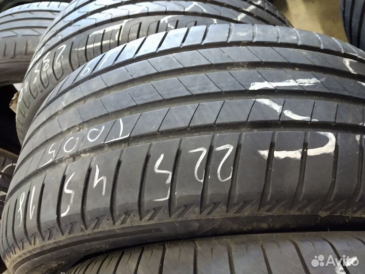 Bridgestone Turanza T005 225/45 R18 Y