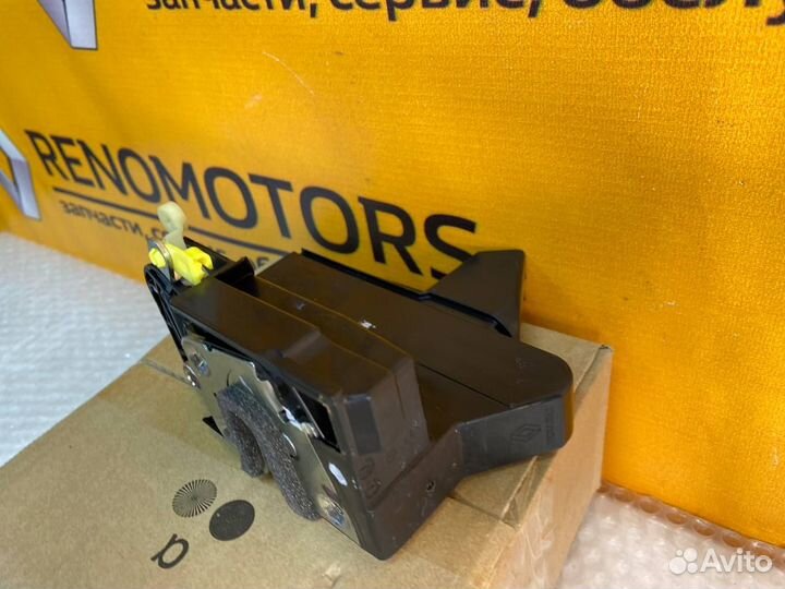 Замок двери передний левый Renault Logan 2015