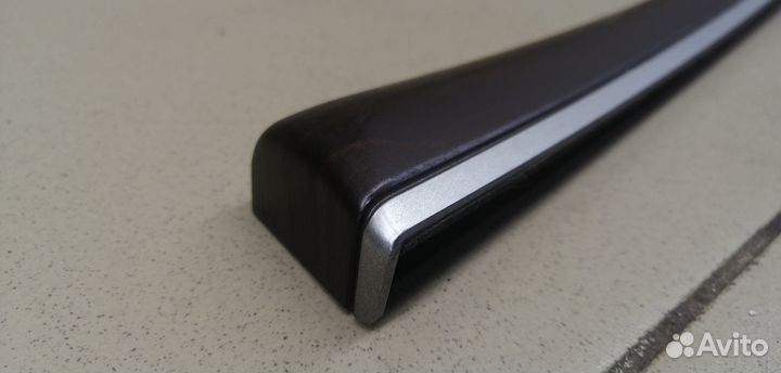 Накладка декоративная Highlander III 2013