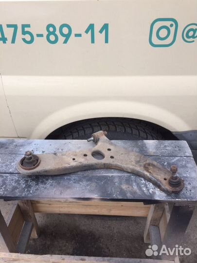 Hyundai Solaris рычаг передний