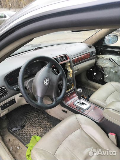 Hyundai XG 25 (разбор)