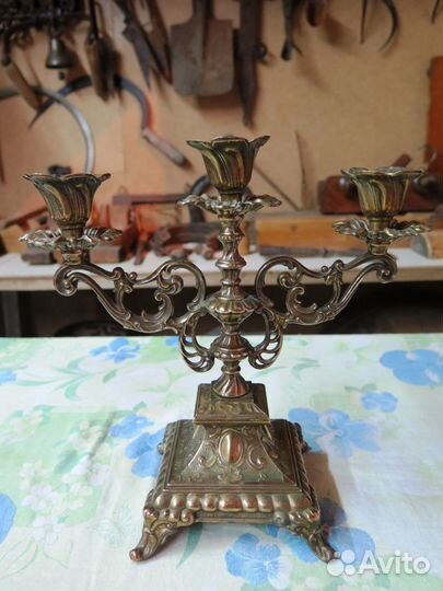 Подсвечник 3-х рожковый,канделябр