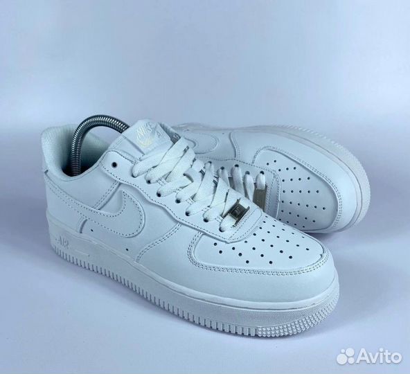 Nike Air Force 1 White