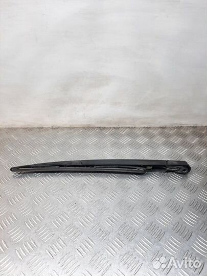 Щеткодержатели (поводок стеклоочистителя, дворник)