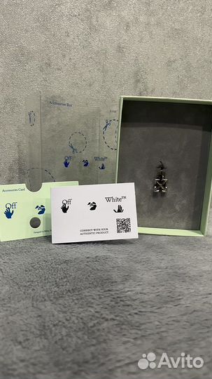 Серьга off white