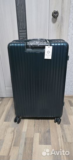 Чемодан на колесах