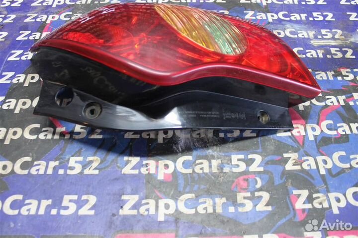 Фонарь задний правый Ссаненг Актион Нью