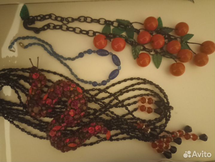 Винтажные украшения. Листайте