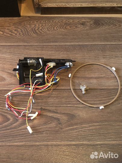 Запчасти для микроволновой печи (свч)