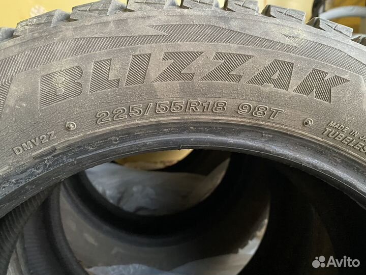 Bridgestone Blizzak DM-V2 225/55 R18