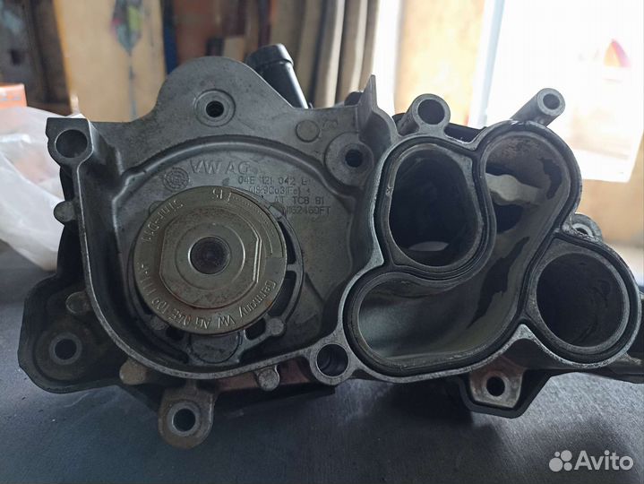 Водяная помпа volkswagen polo