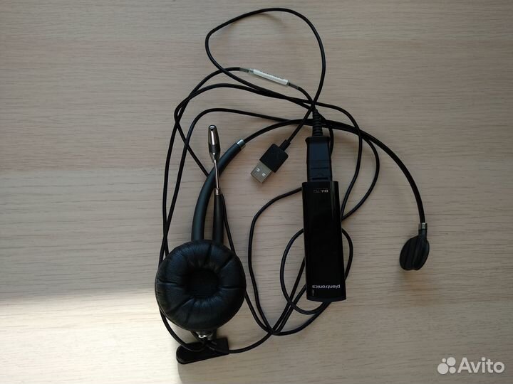 Гарнитура plantronics
