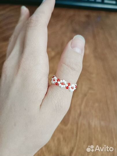 Кольцо из бисера