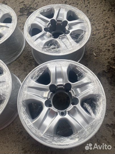 Диски R17xJ8, вылет:2,land cruiser 105,LC76