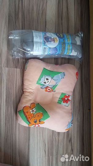 Подушка и шлем