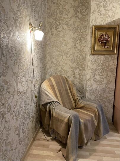 Комната 16 м² в 2-к., 1/2 эт.