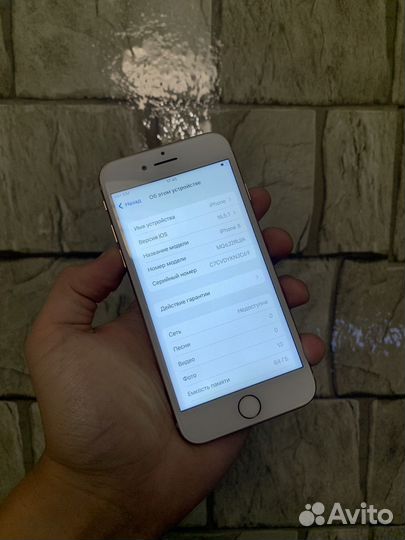 iPhone 8 64гб