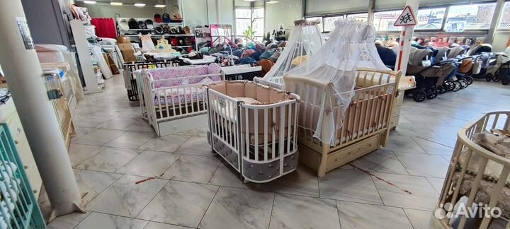 Большой выбор детских кроваток в наличии