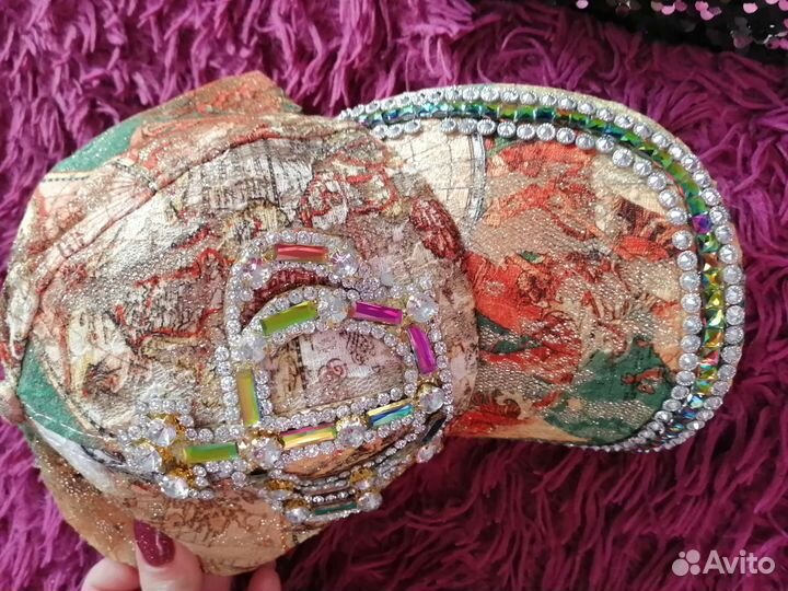 Кепки, панамки