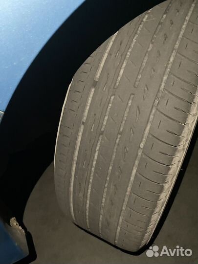 Bridgestone Regno GR-XT 215/50 R17