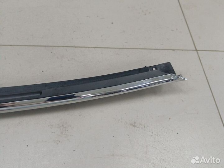 Хром решетки радиатора Mercedes V-Classe W447