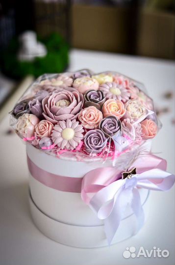 Букеты из шоколадных роз