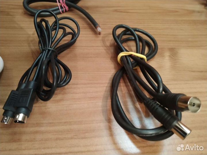 Кабели, провода