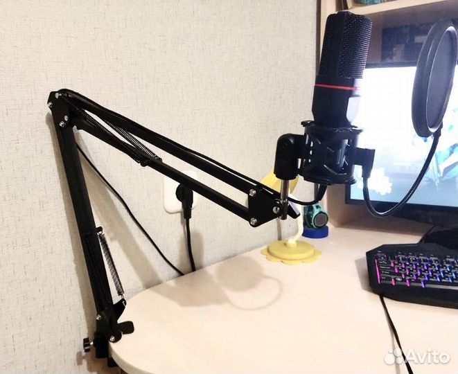 Держатель стойка для микрофона блог пантограф