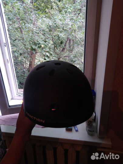 Защитный шлем