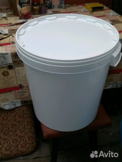 Ведро с крышкой 32,6л новое