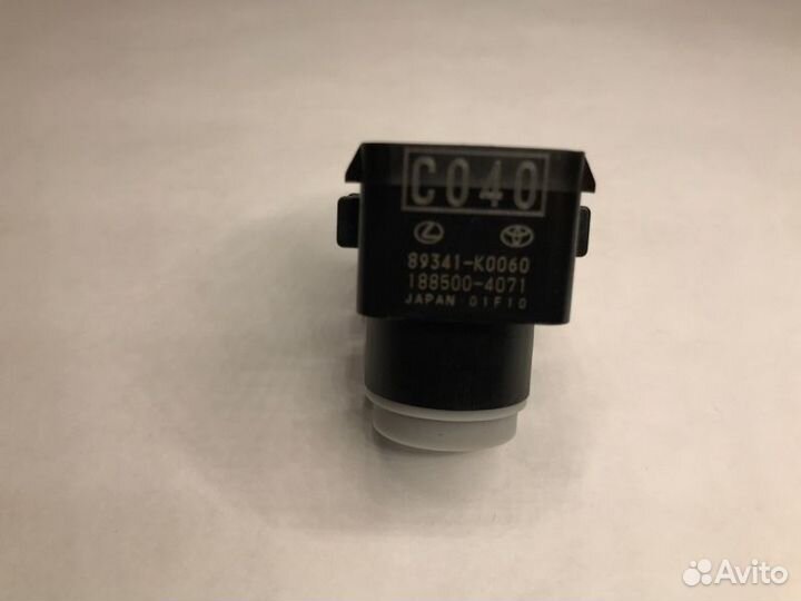 Парктроник передний Toyota Land Cruiser 300