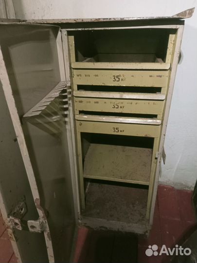 Шкаф для хранения инструмента