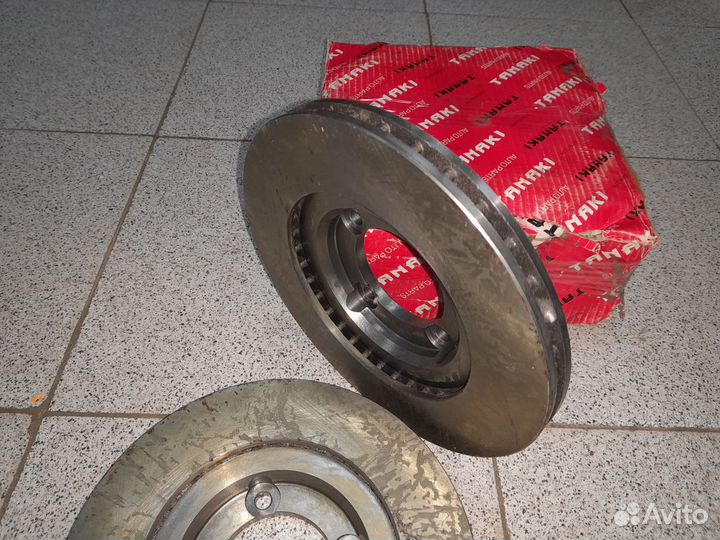 Mazda 626 Передние тормозные диски Новые