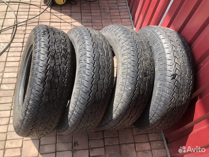 Toyo Open Country A/T 225/75 R16