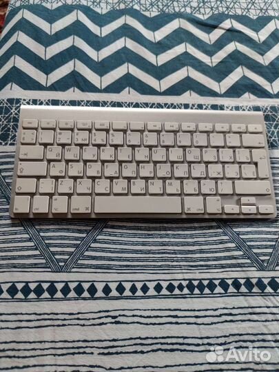 Клавиатура Apple, модель А1314, беспроводная