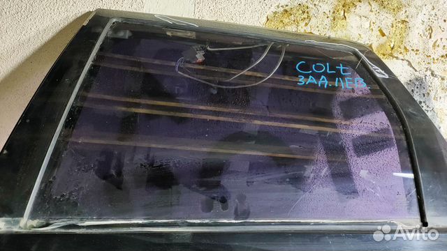 Стекло двери задней левой Mitsubishi Colt (Z30) VI