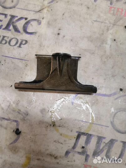 Успокоитель цепи грм (мото) Suzuki SV400